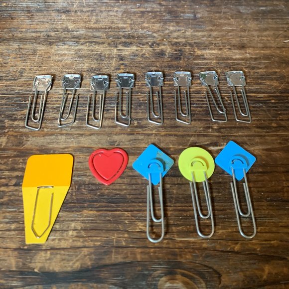 460. Office Supply - Bundle of Misc. Paper Clips - Picture 5 of 7